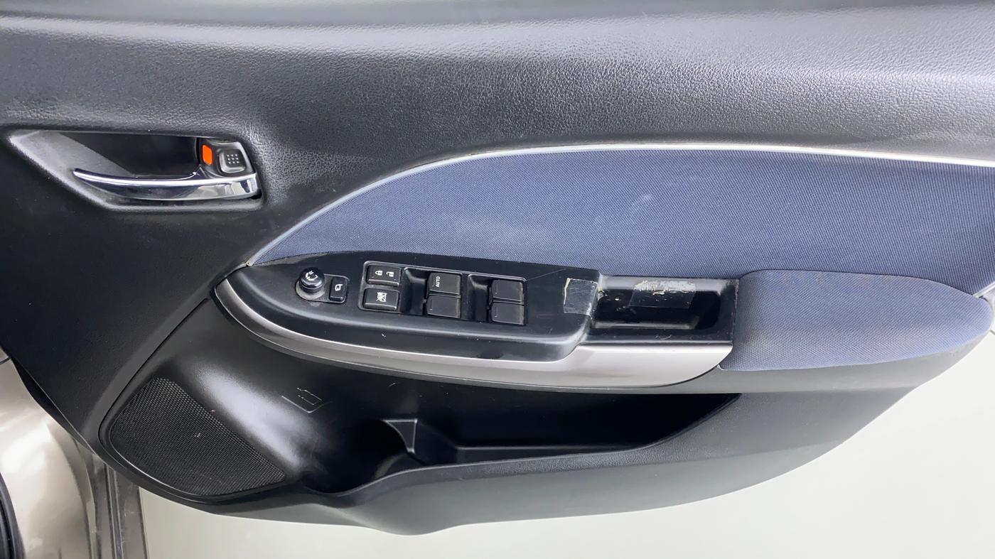2021 Maruti Baleno DELTA PETROL 1.2, Petrol, Manual, 17,157 km, Driver Side Door Panels Control