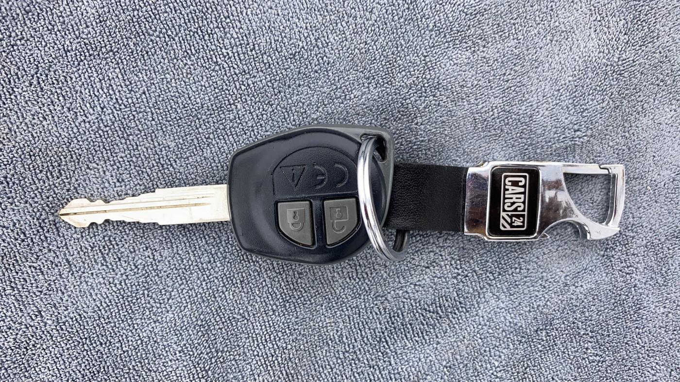 2021 Maruti Baleno DELTA PETROL 1.2, Petrol, Manual, 17,157 km, Key Close Up