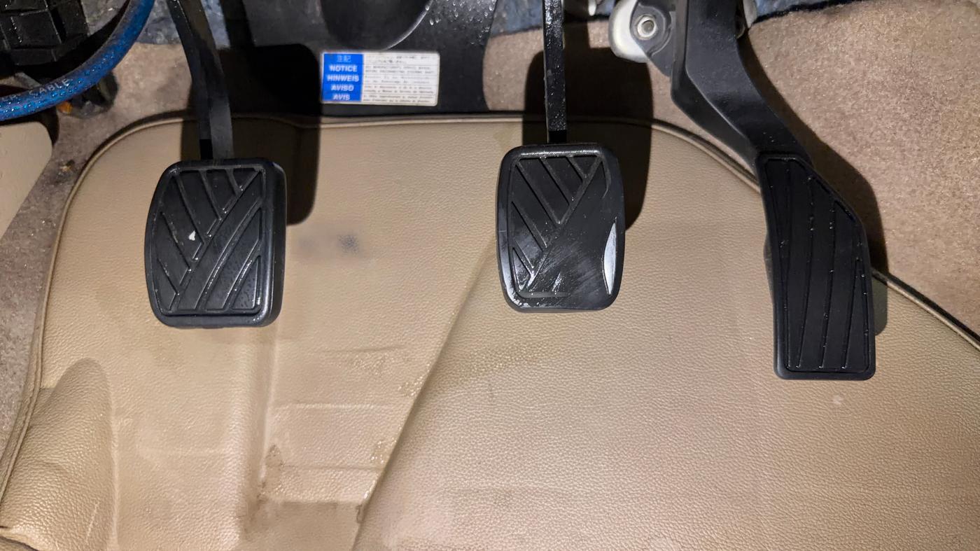 2017 Maruti Ciaz VXI (O), CNG, Manual, 96,211 km, Pedals
