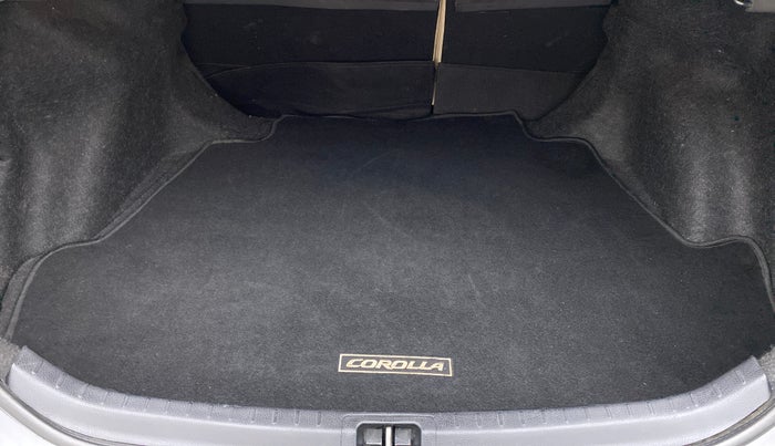2014 Toyota Corolla Altis VL AT, Petrol, Automatic, 65,829 km, Boot Inside