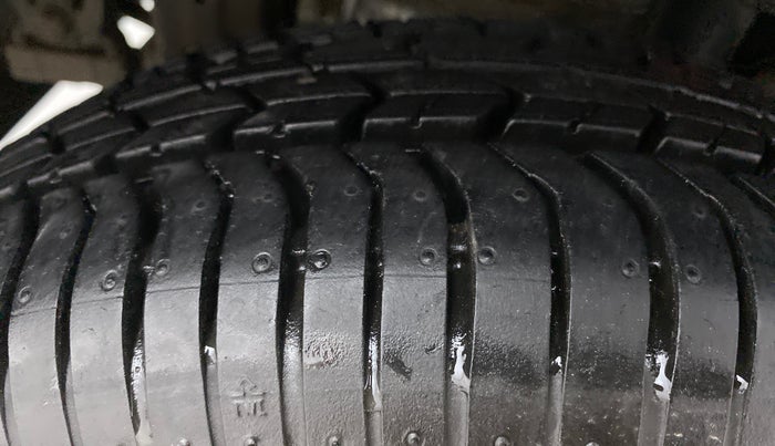2012 Maruti Alto K10 VXI, Petrol, Manual, 49,800 km, Right Rear Tyre Tread