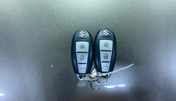 2018 Maruti Ciaz ALPHA  AT 1.5 SHVS PETROL, Petrol, Automatic, 91,756 km, Key Close Up