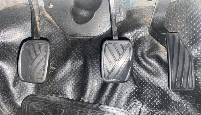 2016 Maruti Celerio VXI, Petrol, Manual, 1,07,997 km, Pedals