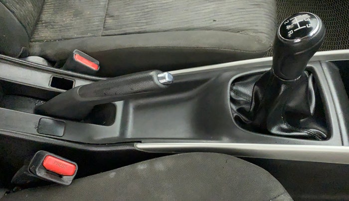 2016 Maruti Baleno DELTA PETROL 1.2, Petrol, Manual, 63,367 km, Gear Lever