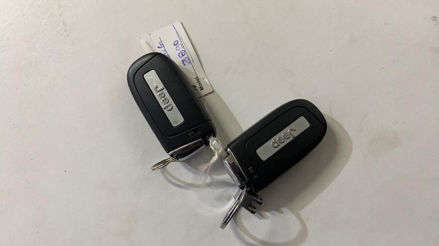 2022 Jeep MERIDIAN LIMITED (O) 4X4 AT, Diesel, Automatic, 18,489 km, Key Close Up