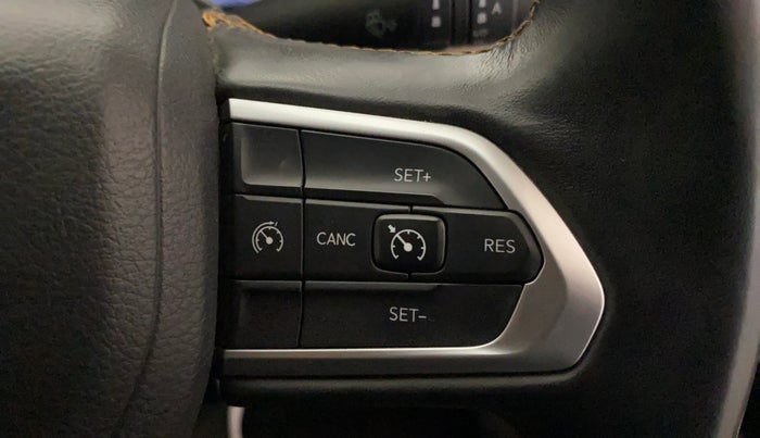 2022 Jeep MERIDIAN LIMITED (O) 4X4 AT, Diesel, Automatic, 18,482 km, Adaptive Cruise Control