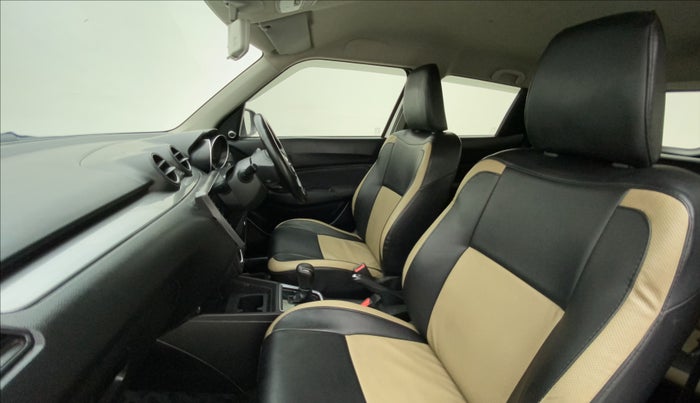 2018 Maruti Swift VXI AMT, Petrol, Automatic, 42,298 km, Right Side Front Door Cabin