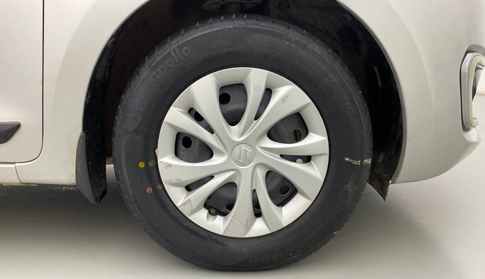 2018 Maruti Swift VXI AMT, Petrol, Automatic, 42,298 km, Right Front Wheel