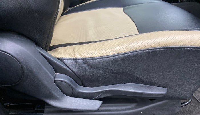 2018 Maruti Swift VXI AMT, Petrol, Automatic, 42,298 km, Driver Side Adjustment Panel