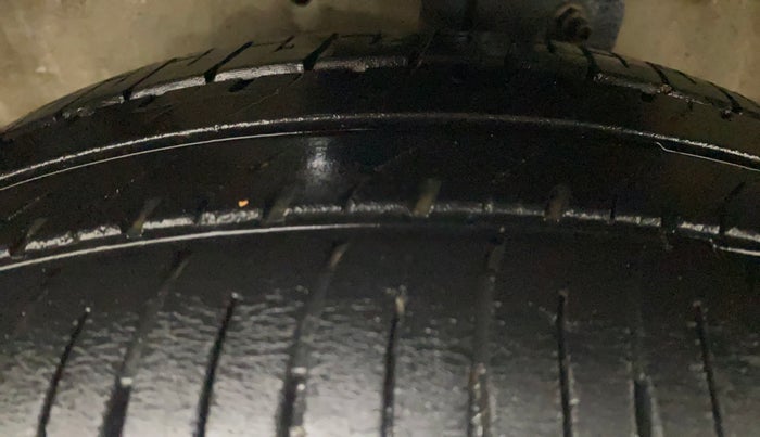 2017 Maruti Celerio ZXI (O), Petrol, Manual, 72,160 km, Left Front Tyre Tread
