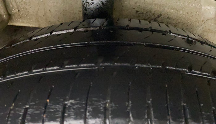 2017 Maruti Celerio ZXI (O), Petrol, Manual, 72,160 km, Right Rear Tyre Tread