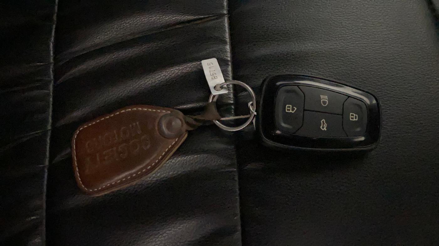 2021 Tata NEXON XZ PLUS (O) PETROL, Petrol, Manual, 40,348 km, Key Close Up