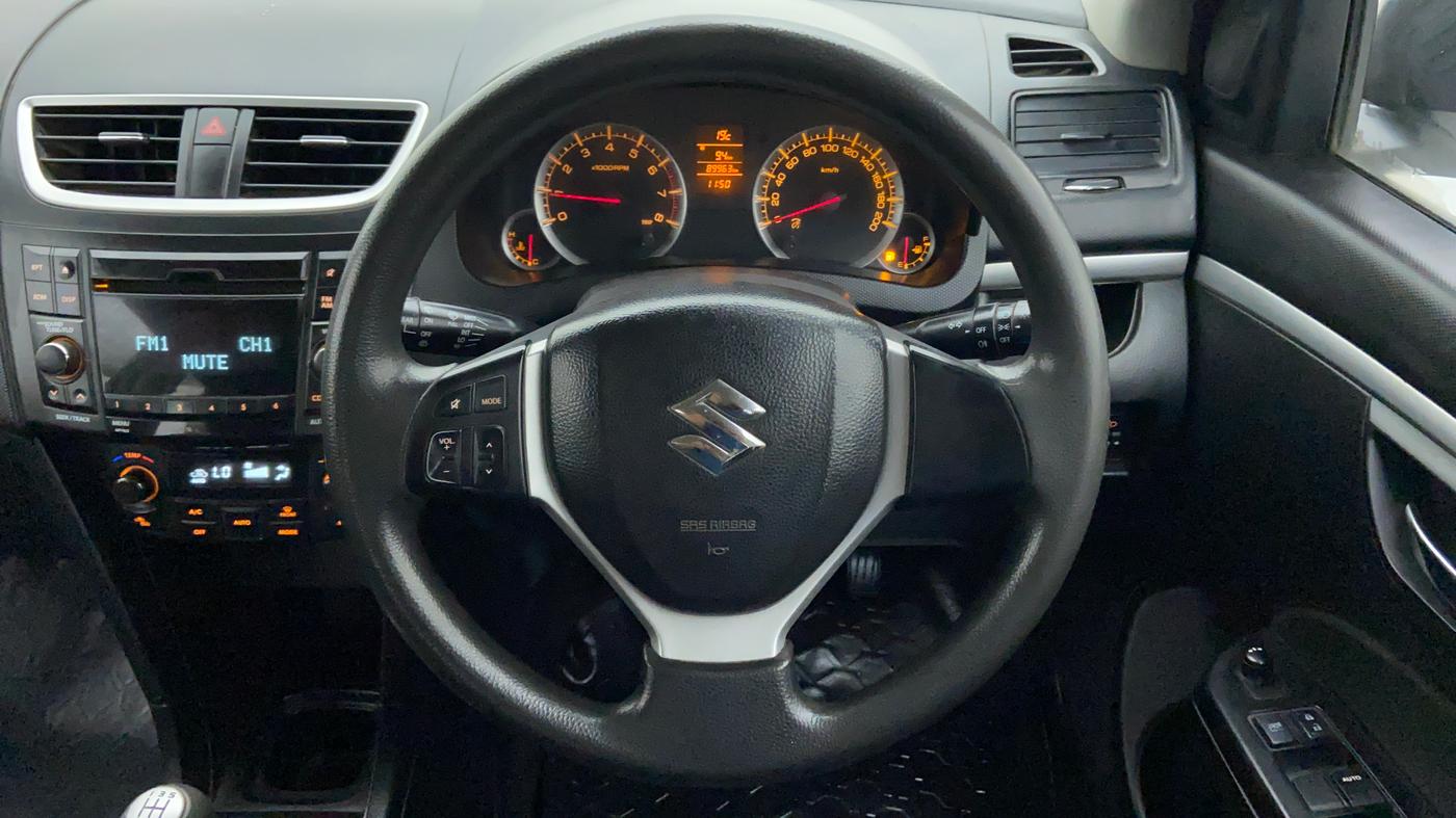 2012 Maruti Swift ZXI D, Petrol, Manual, 90,460 km, Steering Wheel Close Up