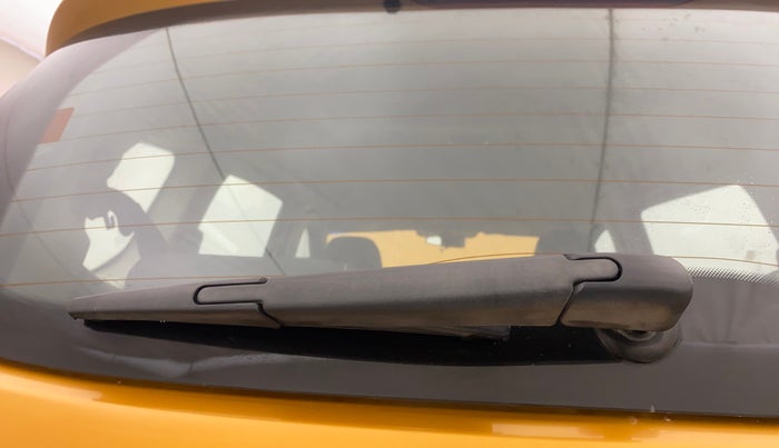 2023 Renault TRIBER RXZ AMT, Petrol, Automatic, 61,433 km, Rear Wiper