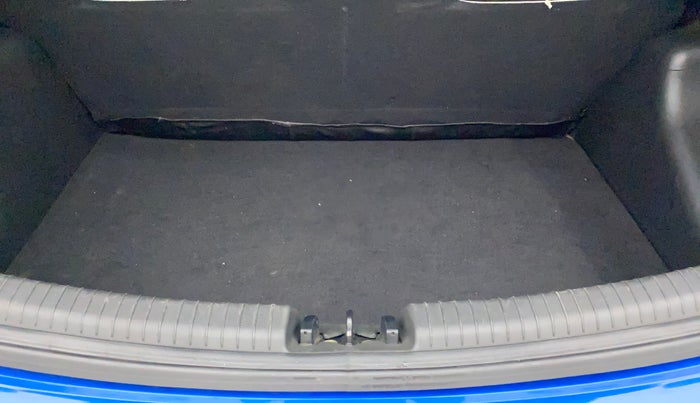 2019 Hyundai Grand i10 SPORTZ 1.2 KAPPA VTVT, Petrol, Manual, 90,811 km, Boot Inside