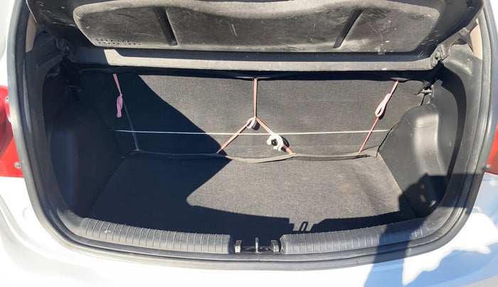 2016 Hyundai Grand i10 MAGNA 1.2 KAPPA VTVT, Petrol, Manual, 39,921 km, Boot Inside