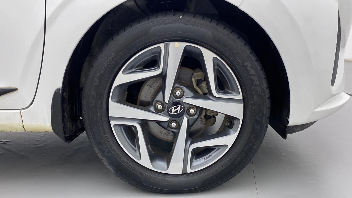 2021 Hyundai AURA SX+ AT 1.2CRDI, Diesel, Automatic, 30,600 km, Right Front Wheel
