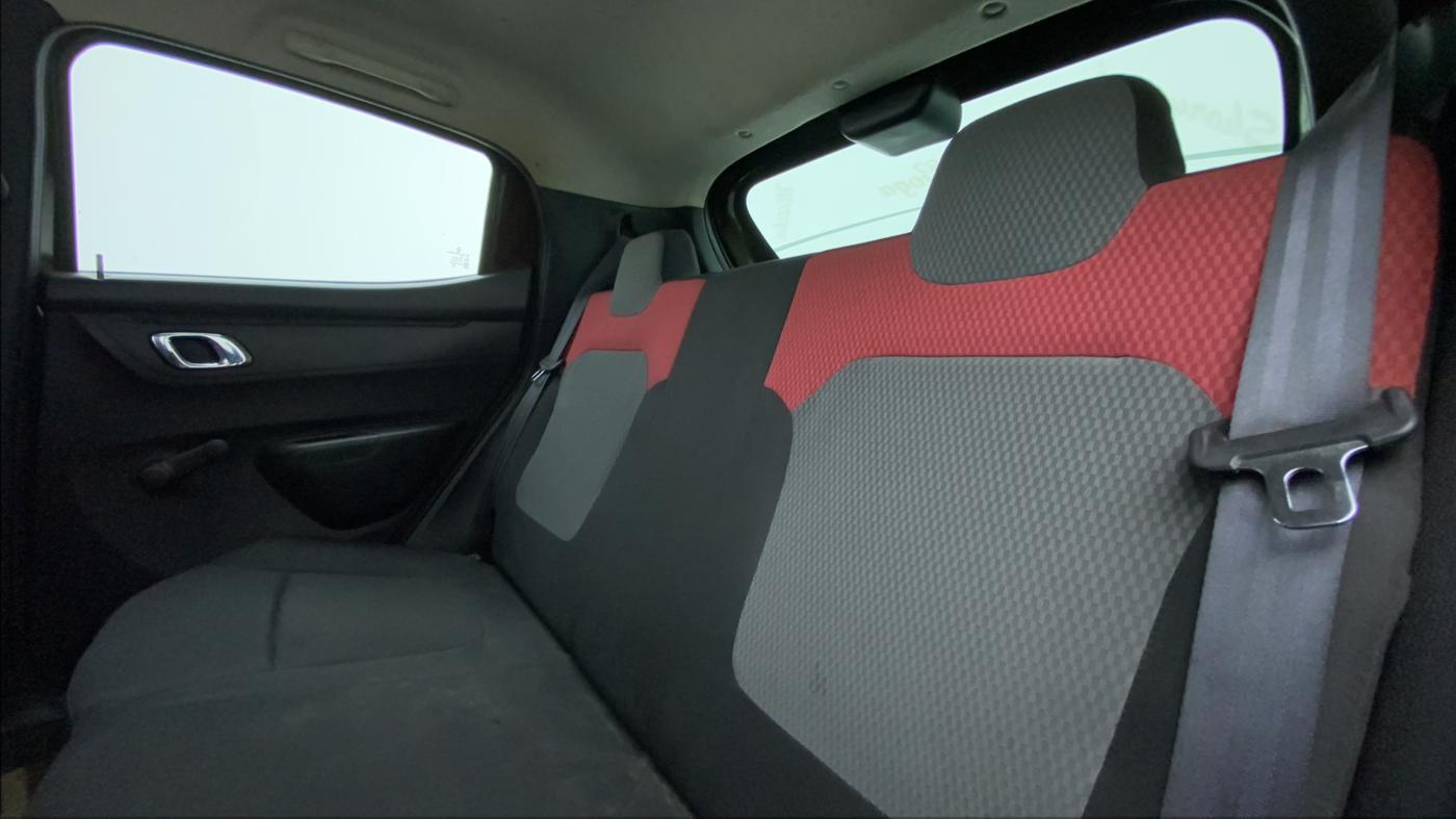 2019 Renault Kwid RXT 1.0 (O), Petrol, Manual, 64,974 km, Right Side Rear Door Cabin