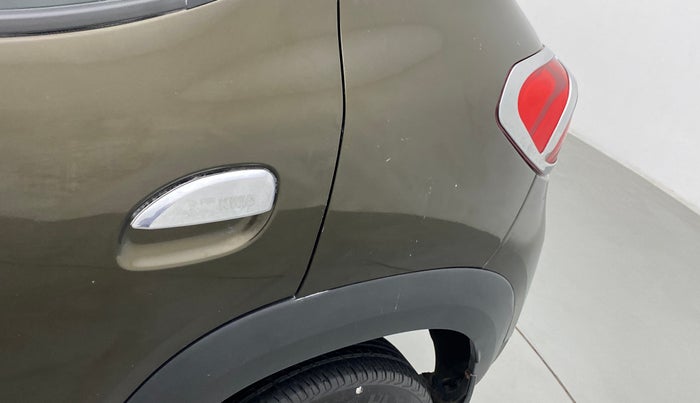2019 Renault Kwid RXT 1.0 (O), Petrol, Manual, 64,974 km, Left quarter panel - Minor scratches
