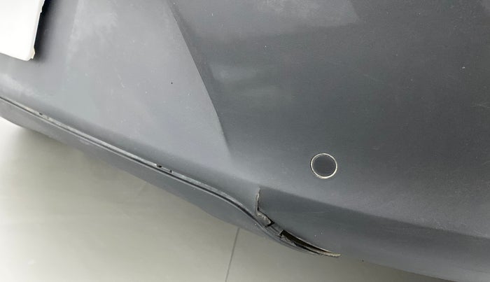 2019 Renault Kwid RXT 1.0 (O), Petrol, Manual, 64,974 km, Rear bumper - Minor damage