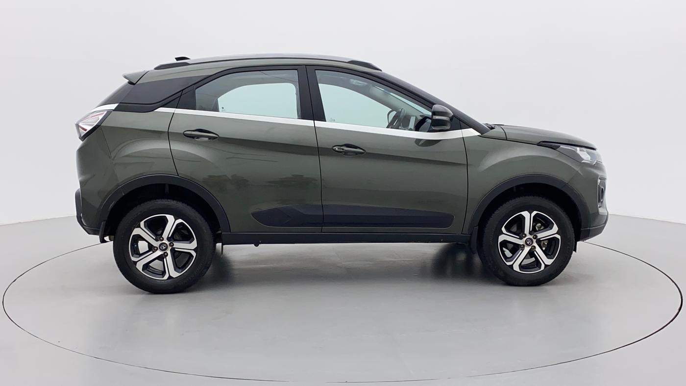 2022 Tata NEXON XZA PLUS SUNROOF PETROL, Petrol, Automatic, 33,110 km, Right Side View
