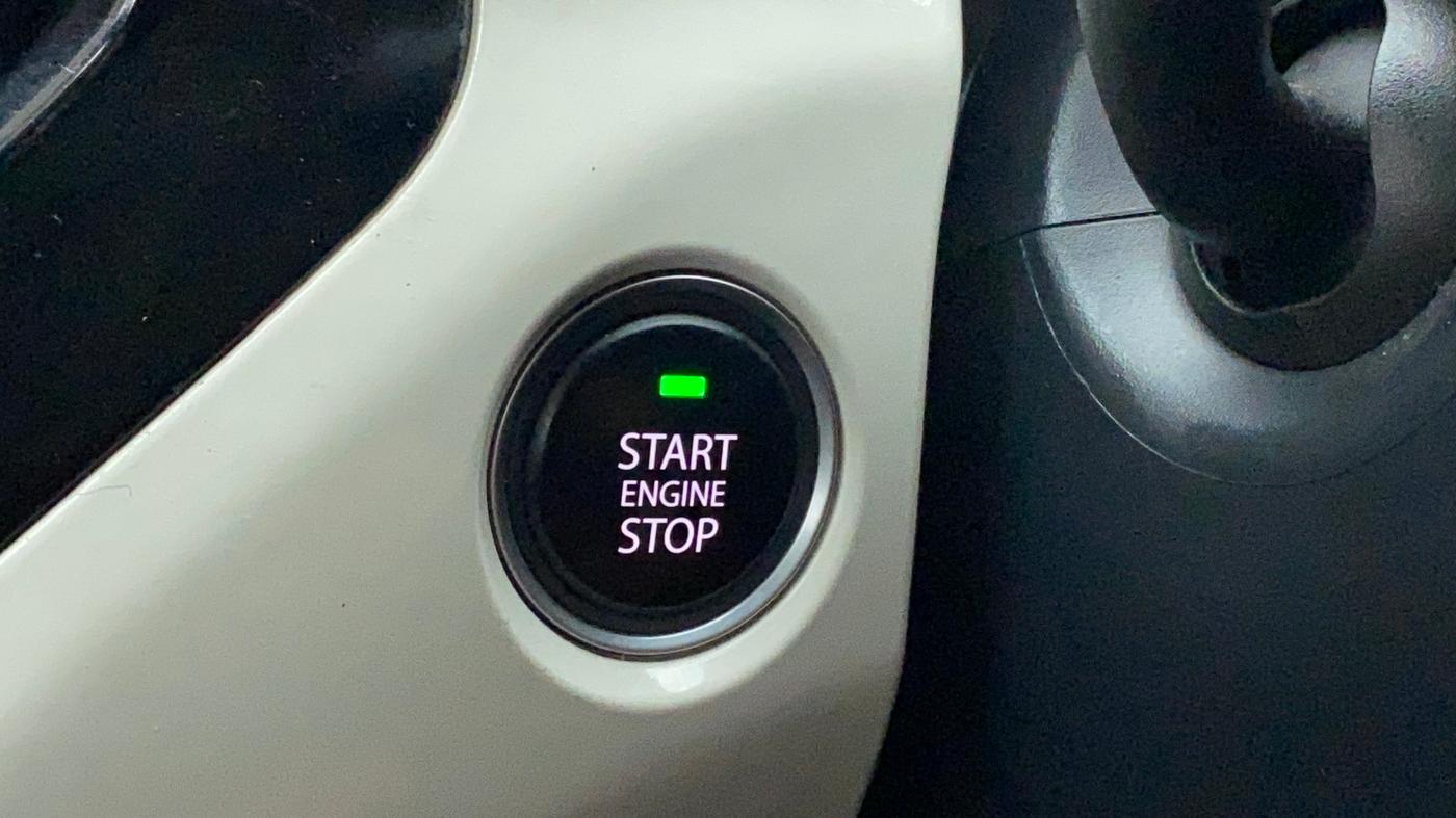 2022 Tata NEXON XZA PLUS SUNROOF PETROL, Petrol, Automatic, 33,110 km, Keyless Start/ Stop Button