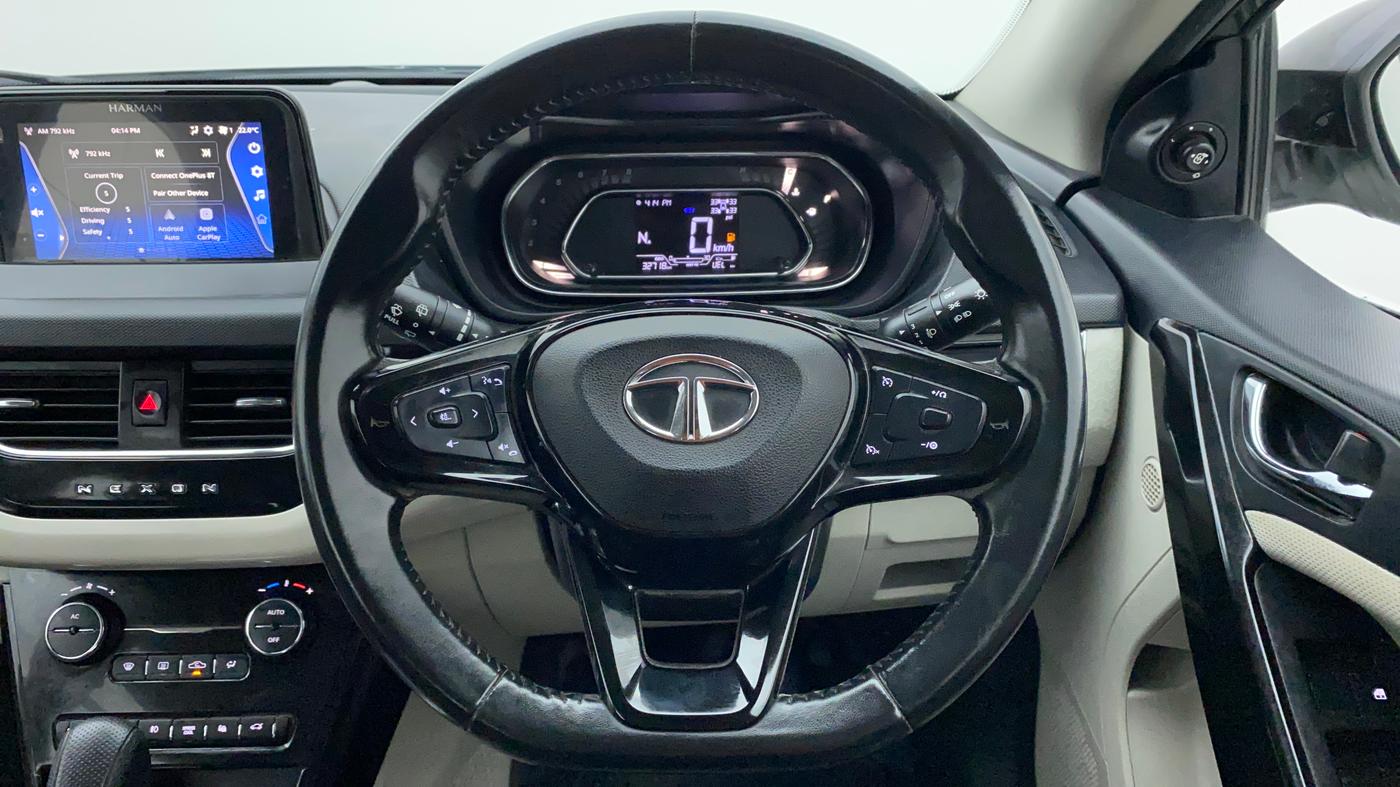 2022 Tata NEXON XZA PLUS SUNROOF PETROL, Petrol, Automatic, 33,110 km, Steering Wheel Close Up