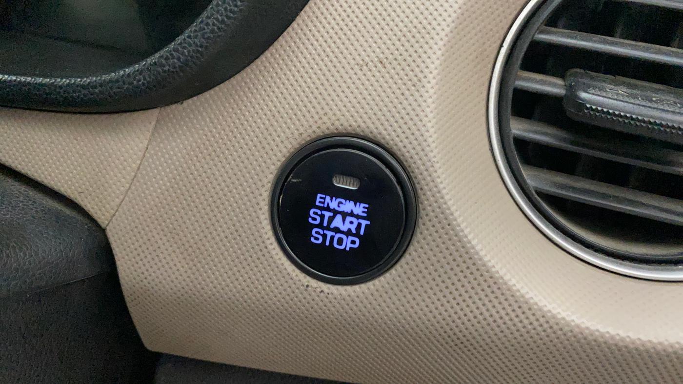 2015 Hyundai Xcent SX AT 1.2 (O), Petrol, Automatic, 80,478 km, Keyless Start/ Stop Button