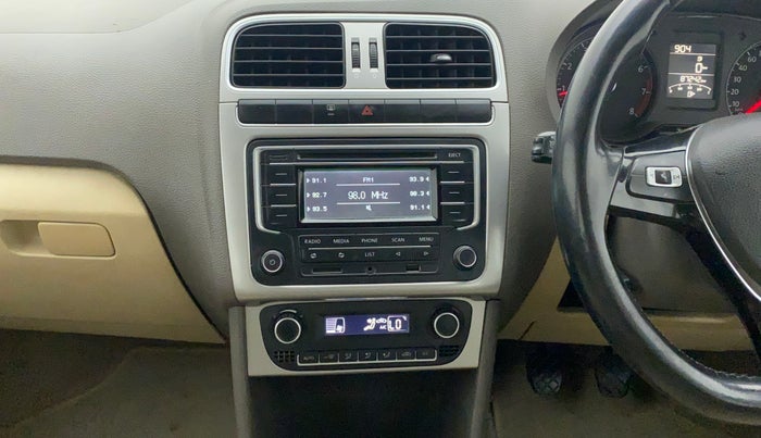 2015 Volkswagen Vento HIGHLINE 1.6 MPI, Petrol, Manual, 87,242 km, Air Conditioner