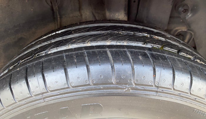 2019 Hyundai Elite i20 MAGNA PLUS 1.2, Petrol, Manual, 18,514 km, Left Rear Tyre Tread