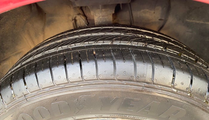 2019 Hyundai Elite i20 MAGNA PLUS 1.2, Petrol, Manual, 18,514 km, Right Front Tyre Tread