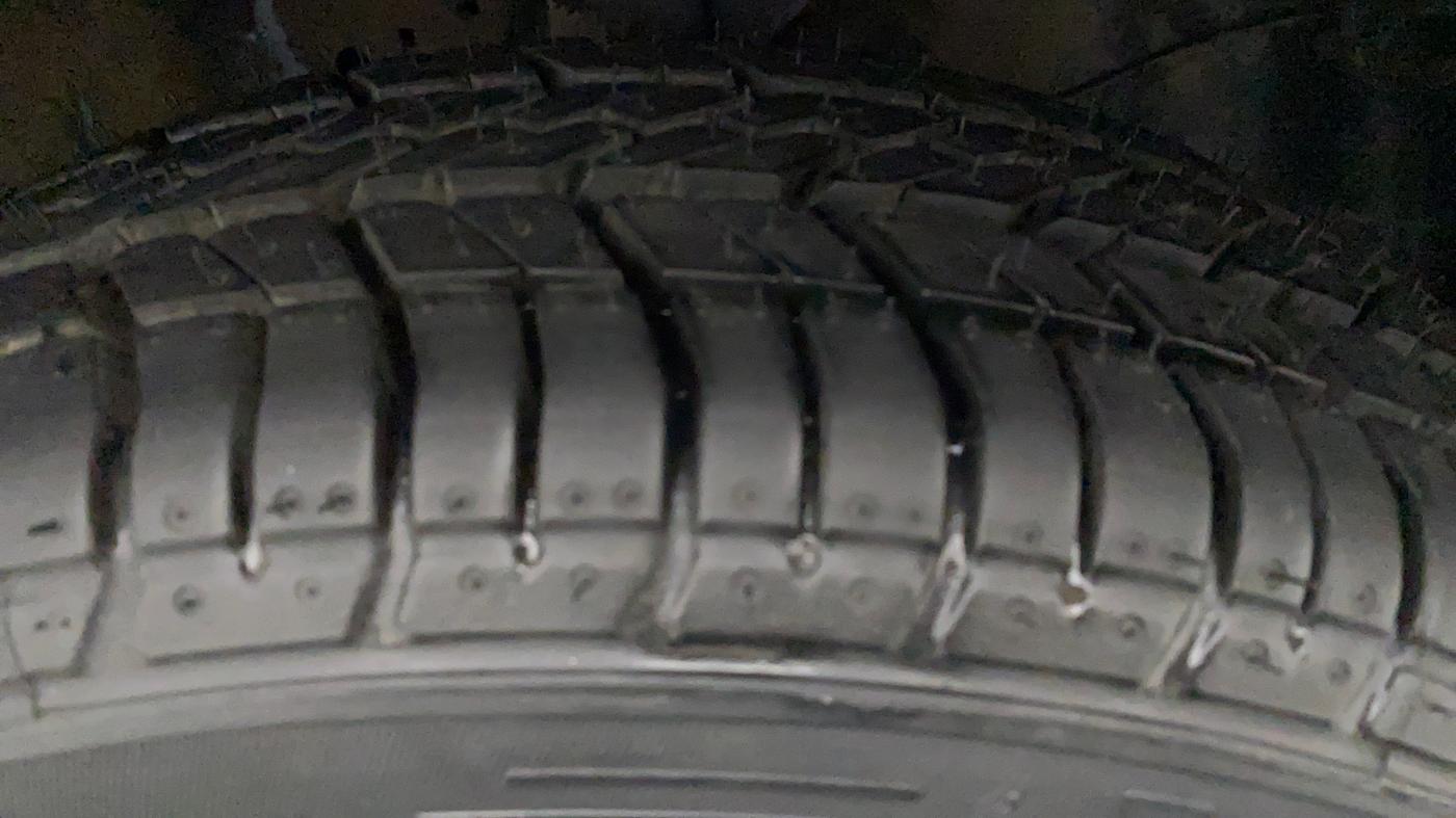 2014 Honda Amaze 1.2L I-VTEC S, Petrol, Manual, 40,366 km, Right Front Tyre Tread