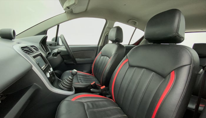 2014 Maruti Ritz VDI, Diesel, Manual, 41,901 km, Right Side Front Door Cabin