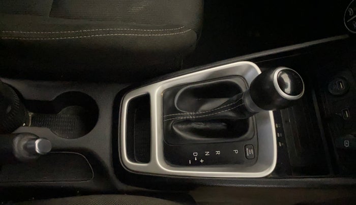 2019 Hyundai VENUE SX PLUS 1.0 TURBO DCT, Petrol, Automatic, 42,674 km, Gear Lever