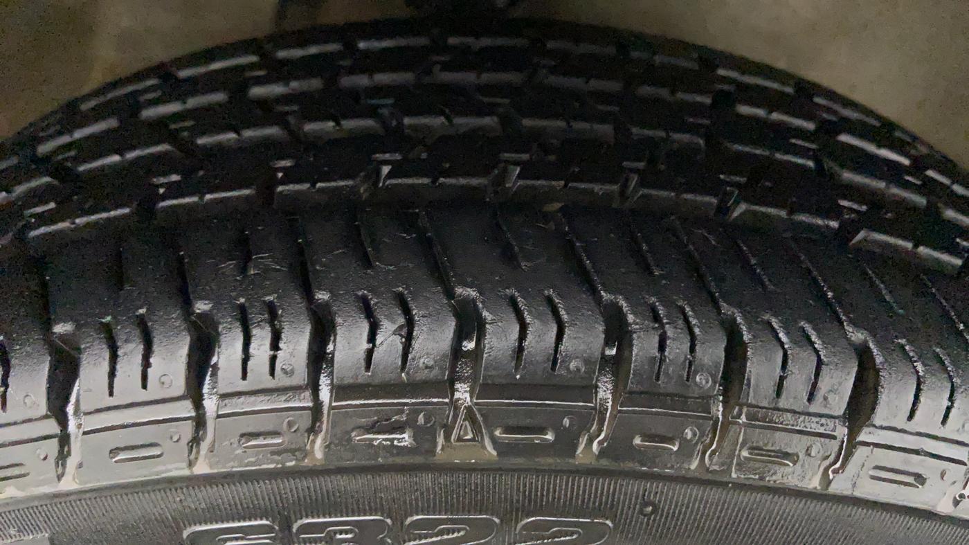 2019 Maruti Alto K10 VXI, Petrol, Manual, 13,587 km, Right Front Tyre Tread