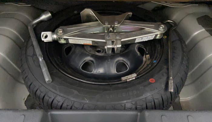 2019 Maruti Alto K10 VXI, Petrol, Manual, 13,587 km, Spare Tyre