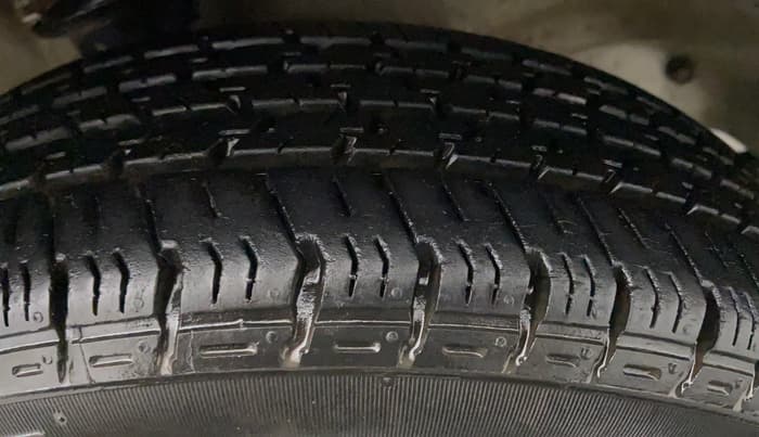 2019 Maruti Alto K10 VXI, Petrol, Manual, 13,587 km, Left Front Tyre Tread