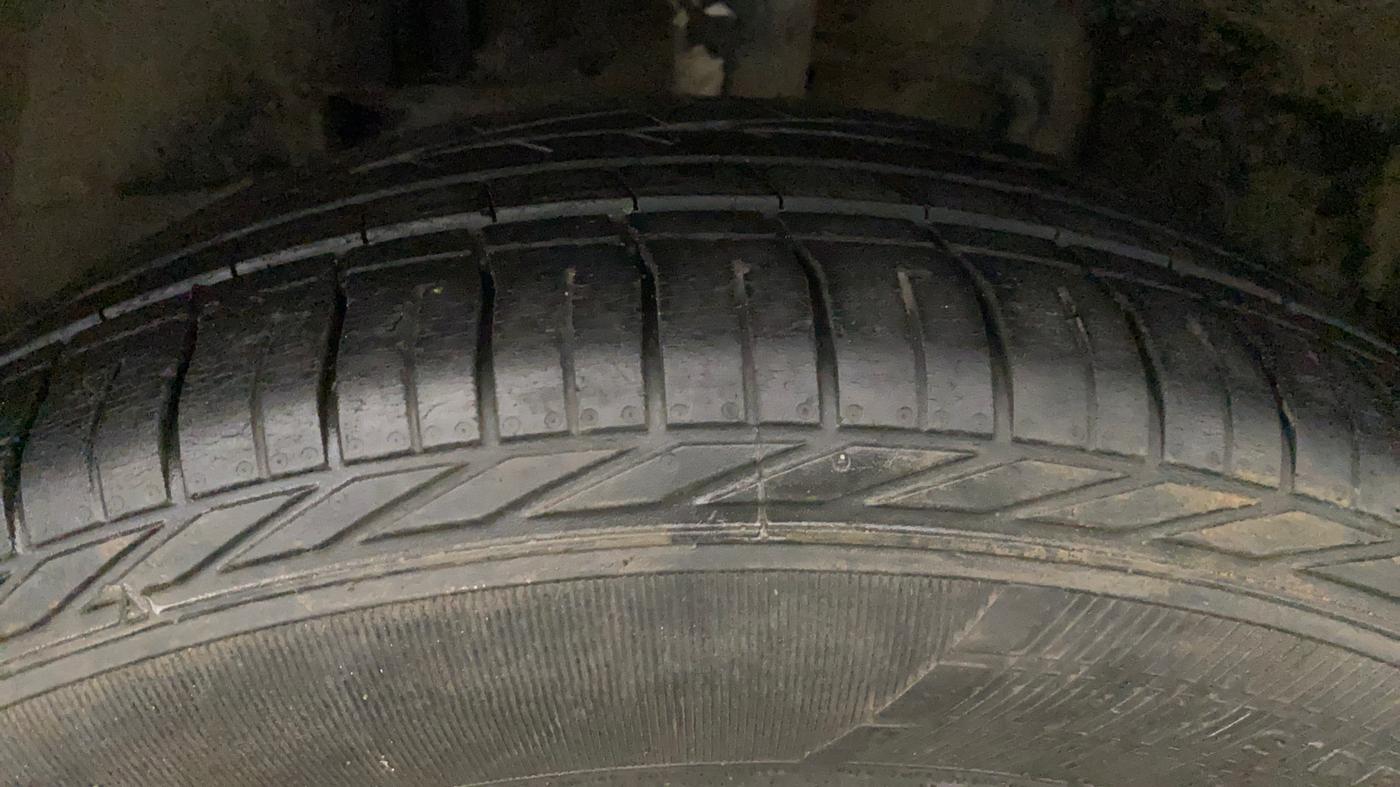 2021 Tata NEXON XMA PETROL, Petrol, Automatic, 41,934 km, Left Front Tyre Tread