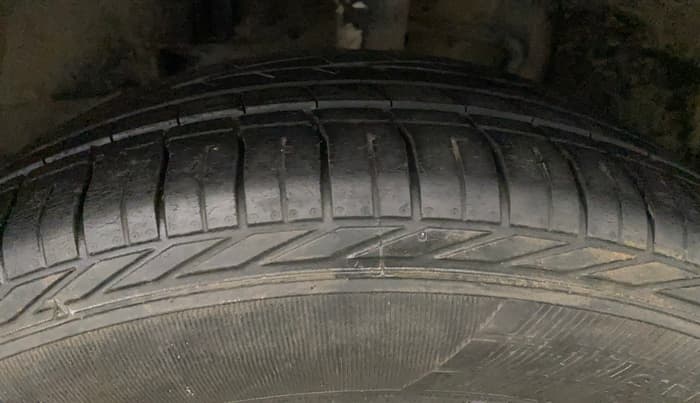 2021 Tata NEXON XMA PETROL, Petrol, Automatic, 41,934 km, Left Front Tyre Tread