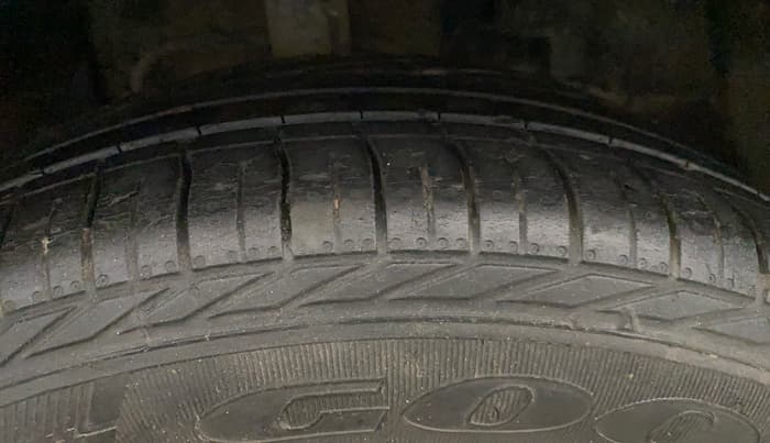2021 Tata NEXON XMA PETROL, Petrol, Automatic, 41,934 km, Right Front Tyre Tread
