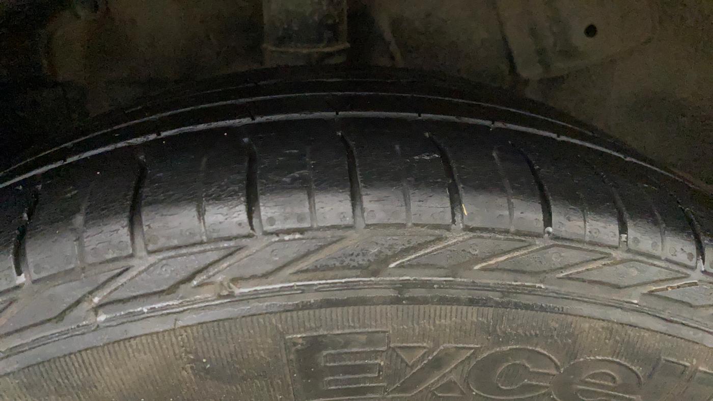 2021 Tata NEXON XMA PETROL, Petrol, Automatic, 41,934 km, Right Rear Tyre Tread