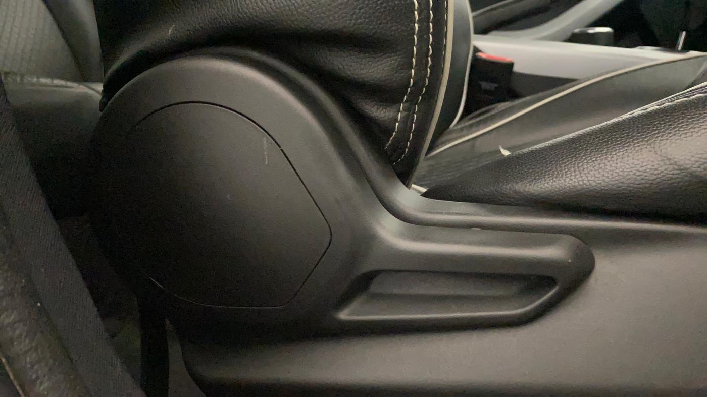 2021 Tata NEXON XMA PETROL, Petrol, Automatic, 41,934 km, Driver Side Adjustment Panel