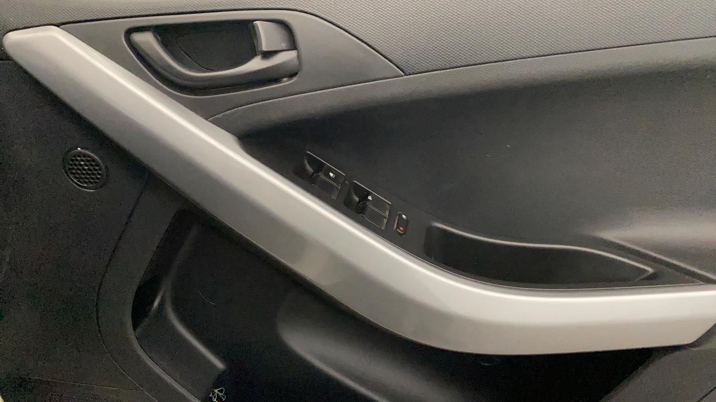 2021 Tata NEXON XMA PETROL, Petrol, Automatic, 41,934 km, Driver Side Door Panels Control