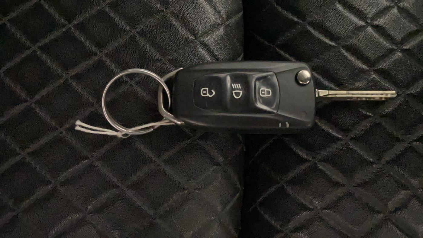 2021 Tata NEXON XMA PETROL, Petrol, Automatic, 41,934 km, Key Close Up