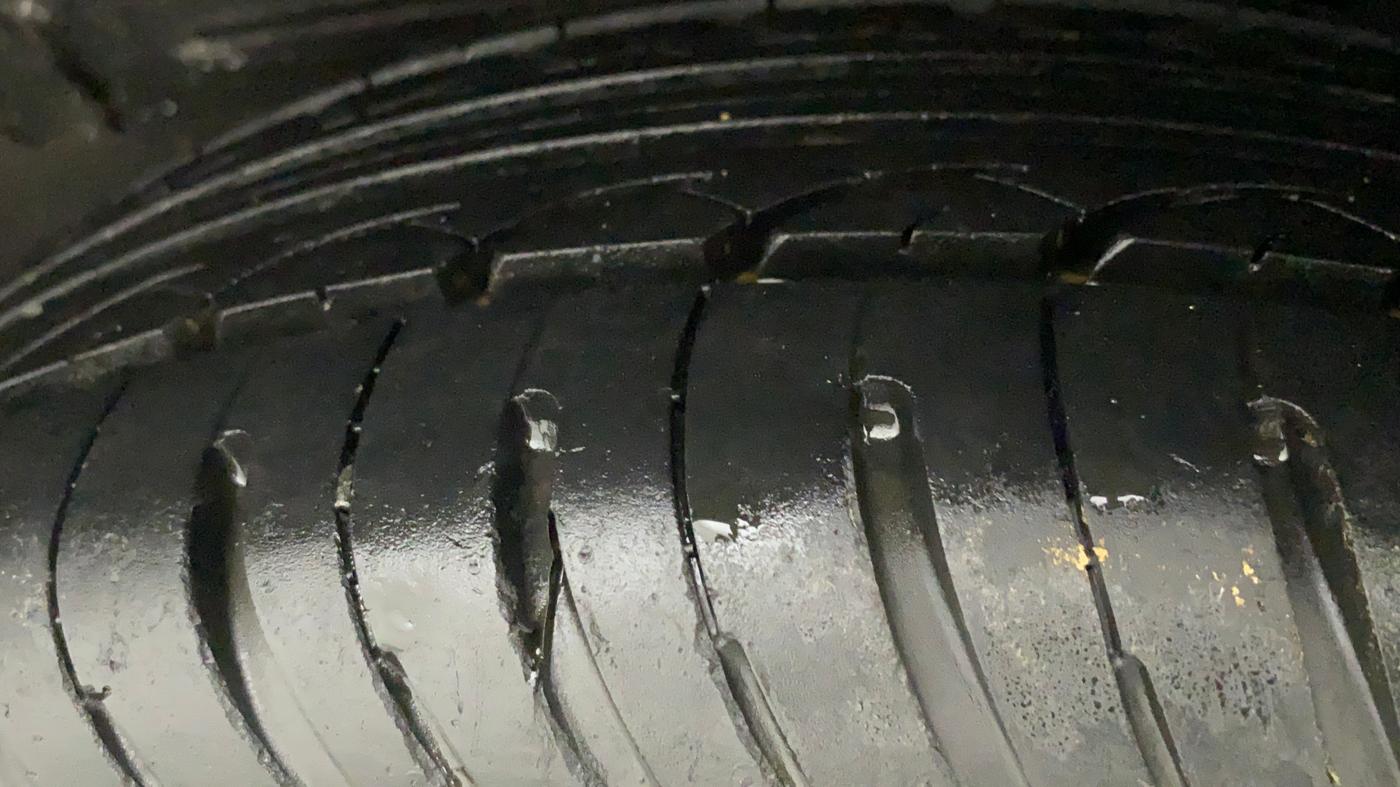 2011 Toyota Etios G, Petrol, Manual, 51,710 km, Left Rear Tyre Tread