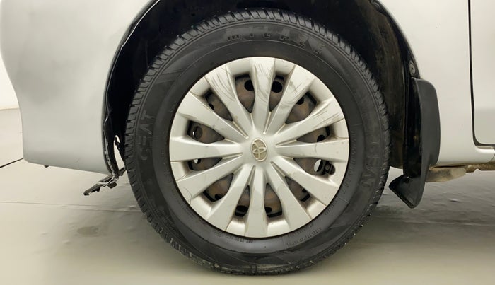 2011 Toyota Etios G, Petrol, Manual, 51,710 km, Left Front Wheel