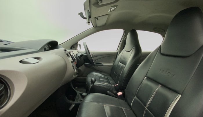 2011 Toyota Etios G, Petrol, Manual, 51,710 km, Right Side Front Door Cabin