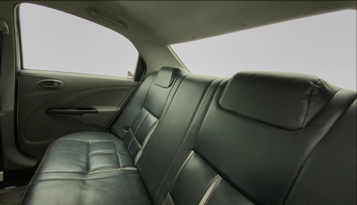 2011 Toyota Etios G, Petrol, Manual, 51,710 km, Right Side Rear Door Cabin