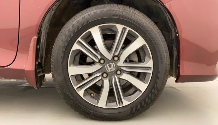 2017 Honda City 1.5L I-VTE V CVT, Petrol, Automatic, 29,872 km, Right Front Wheel