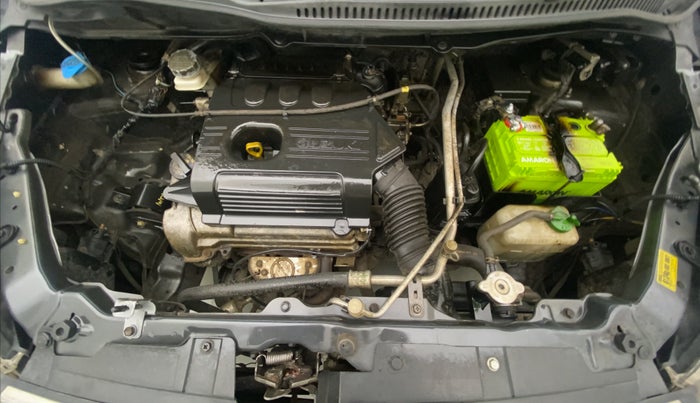 2011 Maruti Wagon R 1.0 VXI, Petrol, Manual, 1,00,490 km, Open Bonet